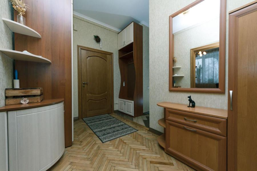 Three-Room Apartments At The Polytechnic Institute キエフ エクステリア 写真